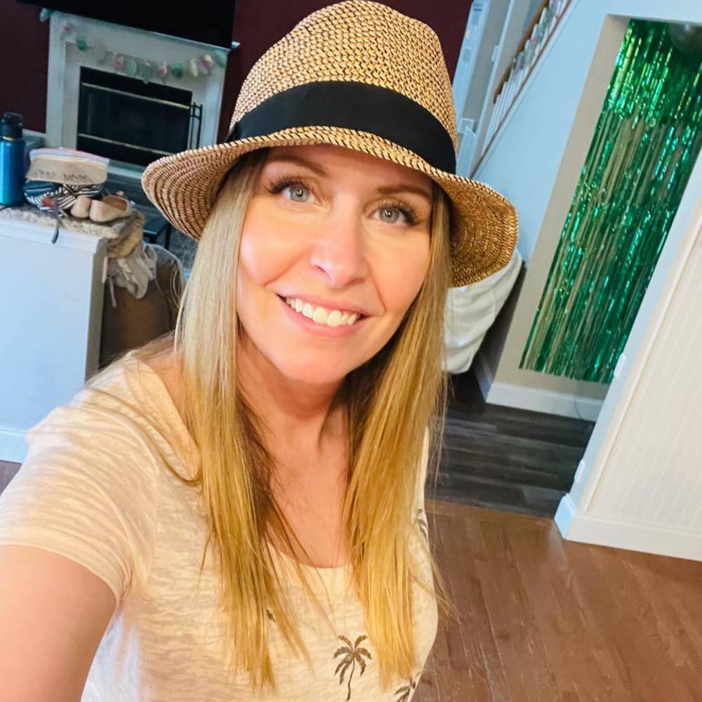 Meet your Posher, Mandy